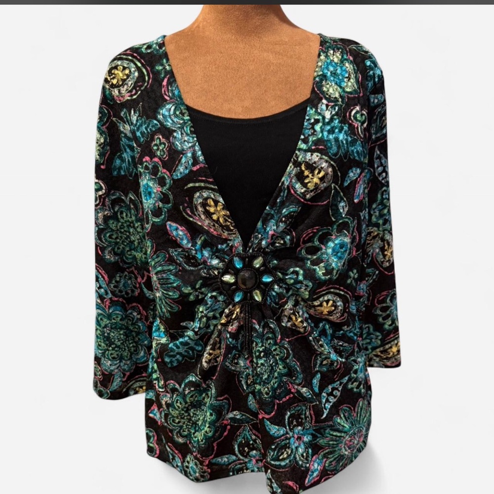 Floral Patterned Women's Twofer Top Rhinestone closure fairy - Picture 2 of 7